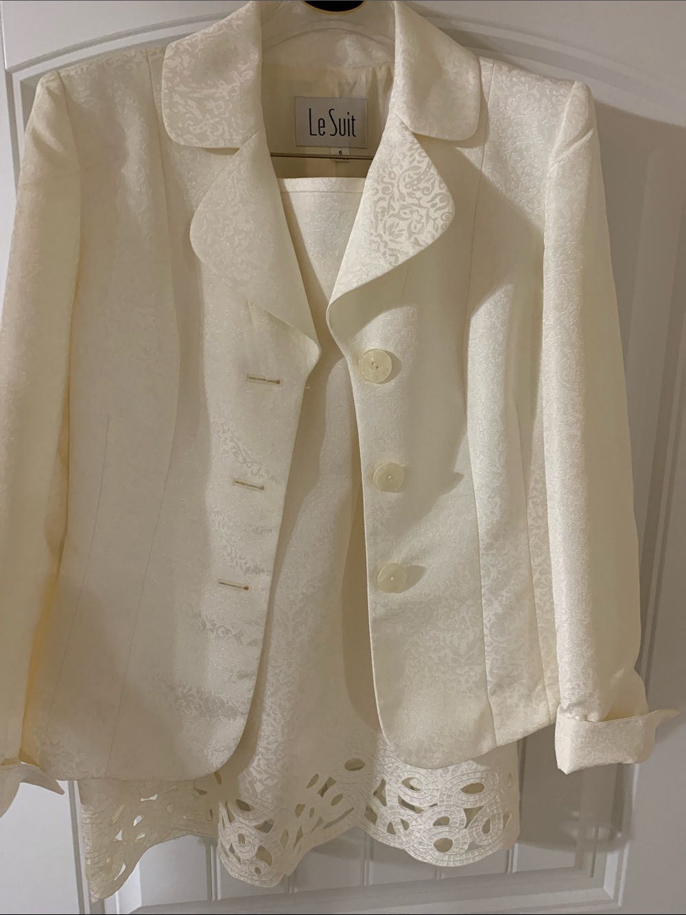 Le Suit Cream Jacquard Buttoned Blazer Jacket